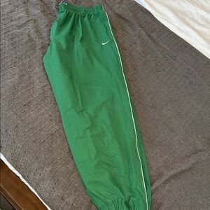 Nike Men’s Green Track/Wind Pants